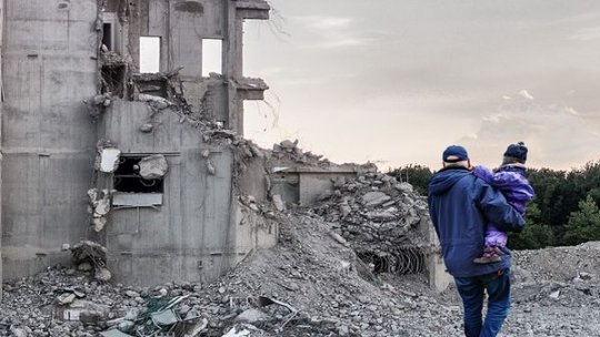 Sute de familii din Cernihiv sunt nevoite să locuiască în blocurile avariate de bombardamente