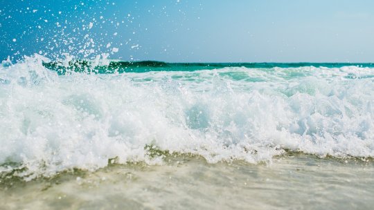 Oamenii de ştiinţă avertizează că temperatura medie a oceanelor a crescut