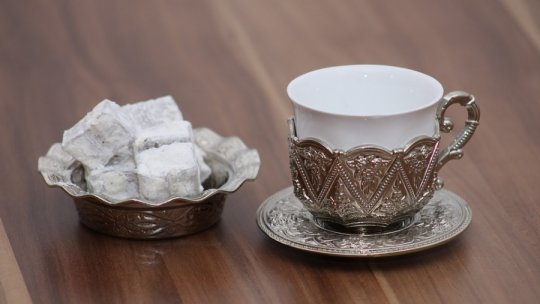 Mai e loc pentru... lokum? Istoria unui desert turcesc
