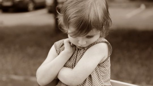 Salvaţi Copiii cere o mai bună protecţie a copilului în faţa agresiunilor sexuale