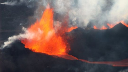 O nouă erupție spectaculoasă a vulcanului Etna