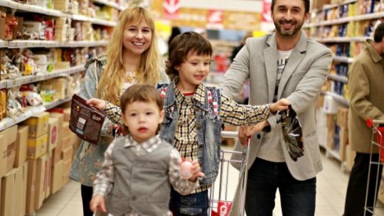 Păcăleala produselor aparent mai ieftine din supermarketuri