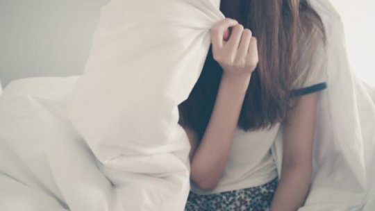 Cafeaua şi ceaiul sunt revigorante, însă nu pot neutraliza lipsa somnului