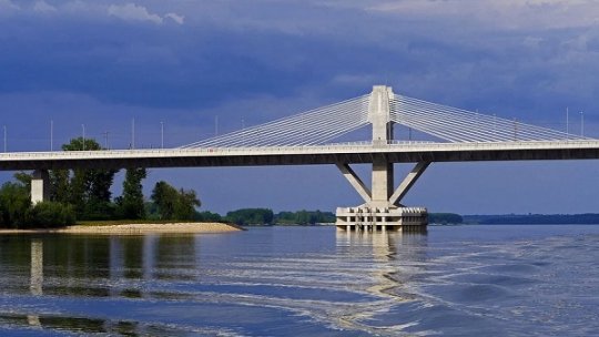 Se caută soluții pentru fluidizarea traficului pe podul Vidin-Calafat