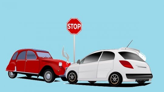 Doi răniţi într-un accident provocat de un tânăr fără permis, aflat sub influenţa alcoolului