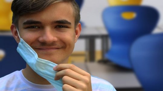 Aproape 180.000 de tineri din categoria de vârstă 12 - 19 ani au fost vaccinaţi