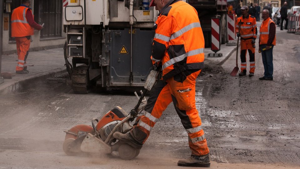 Lotul de Autostradă Suplacu de Barcău - Chiribiş va fi construit de o firmă românească