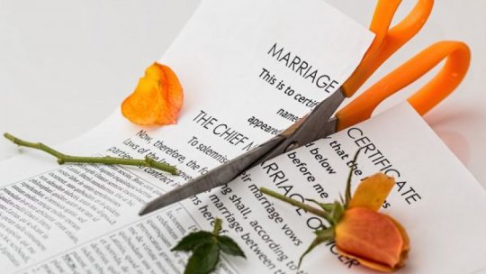 În România, una din patru căsătorii se finalizează cu un divorț