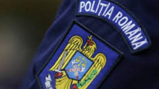 Poliţiştii ilfoveni solicită ajutor pentru prinderea bărbatului care a furat un sac cu bani