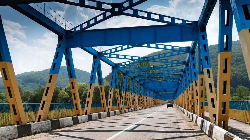 Autorităţile române iau în calcul deschiderea a 4 noi puncte de trecere a frontierei cu Ucraina