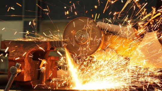 Conflictul din Ucraina se resimte şi la Fabrica de fitinguri din oţel din Buzău