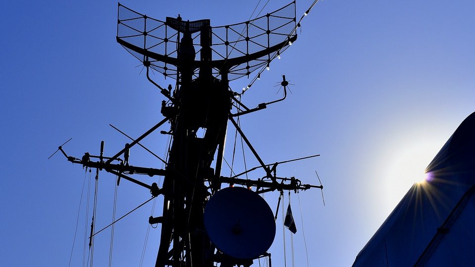 Nava amiral a flotei Mării Negre, crucişătorul cu rachete "Moskva", a fost serios avariată