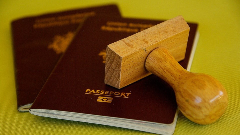Rusia a impus restricţii de vize pentru cetăţenii din ţările "neprietenoase"