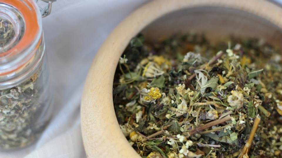 Armindeni: Pelinul cu puteri magice