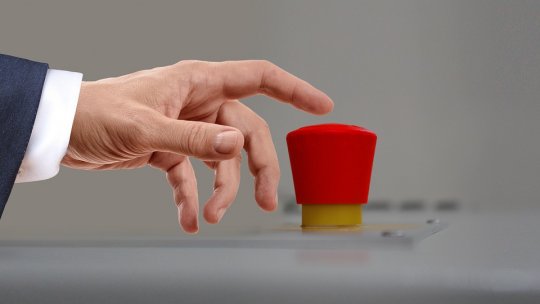 Rusia respinge, din nou, "insinuările" că ar putea folosi în Ucraina arma nucleară