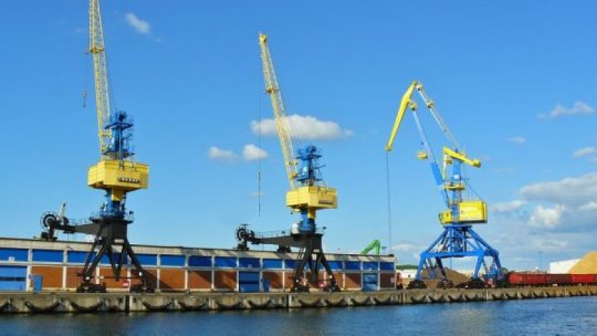 Peste 600.000 tone de cereale din Ucraina trec prin portul românesc Constanţa