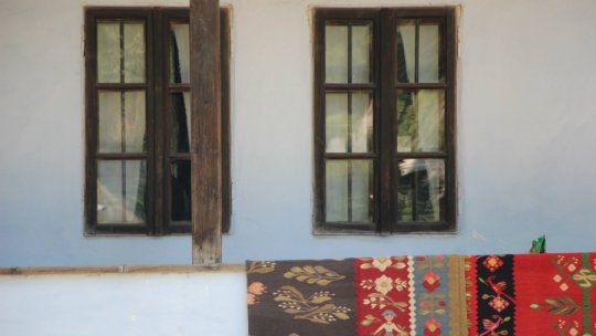 Blidarul, lavița și beldie - mobilă tradițională țărănească