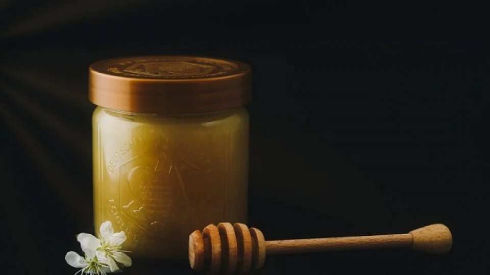 Experţii au dezvăluit tipul de miere care normalizează tensiunea arterială
