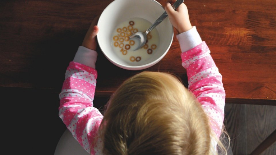 Lapte crud: copiii sub 5 ani nu ar trebui să-l consume