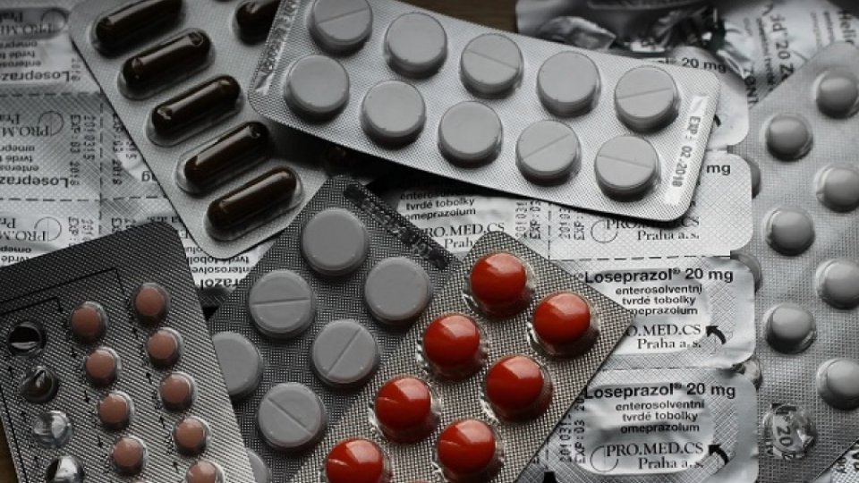 Ministrul sănătăţii: S-au găsit soluţii pentru aprovizionarea farmaciilor şi spitalelor cu medicamente antivirale