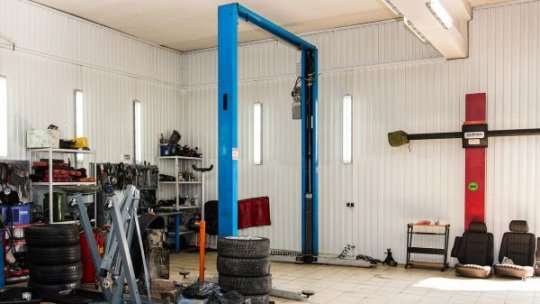 Un bărbat s-a prezentat la RAR cu un autoturism furat din Belgia