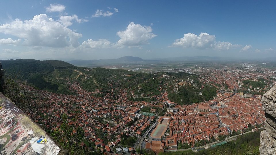 Primăria Braşov a lansat procedura de achiziţie pentru traseul unei sănii de vară în Poiană