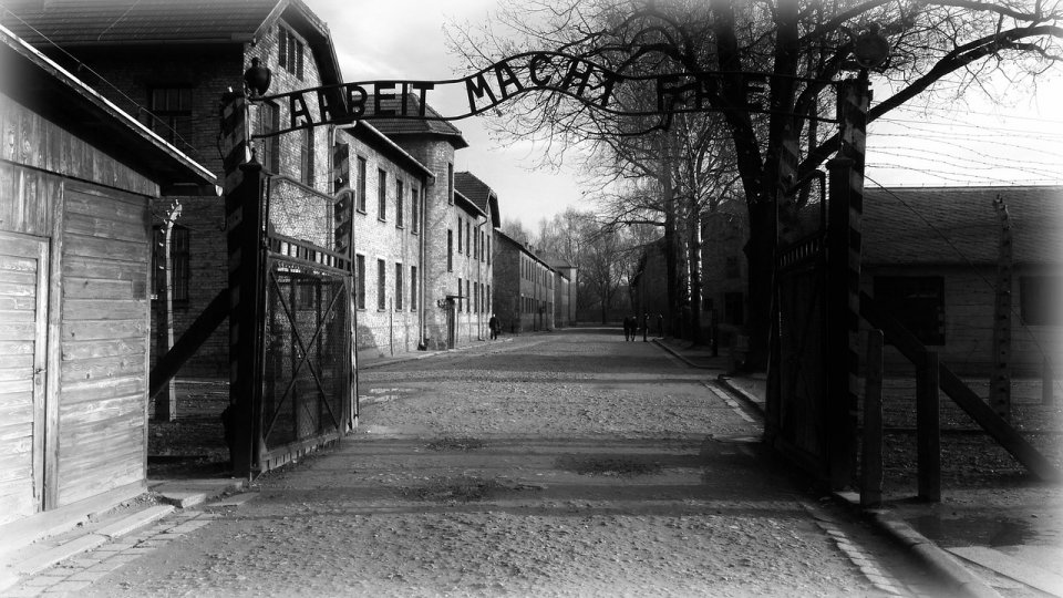 Fragmente muzicale compuse de prizonieri de la Auschwitz vor fi interpretate săptămâna viitoare