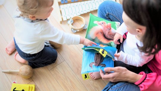 Intotero: Proiectul pentru profesionalizarea a peste 4.000 de asistenţi maternali - un succes