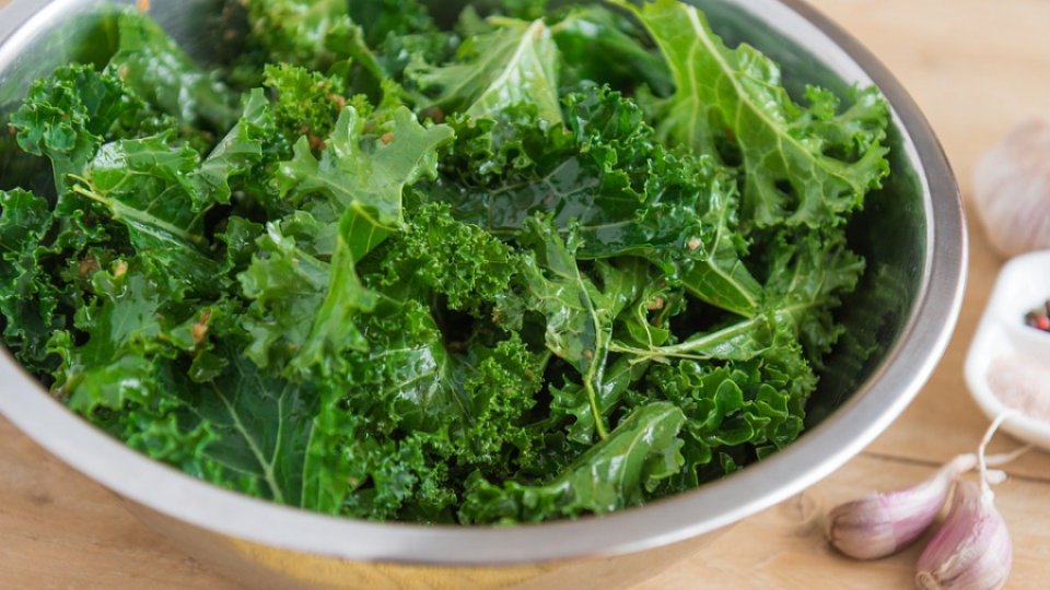 Nutriție: cele 5 beneficii ale varzei Kale