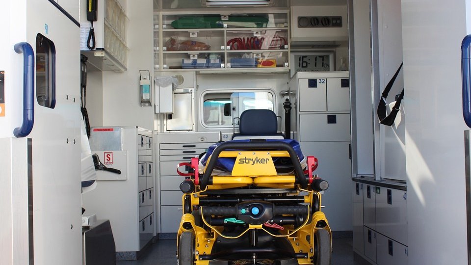 Aproape 4.700 de persoane, asistate medical de echipajele SMURD în minivacanţa de Paşte