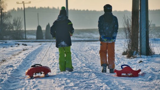Botoşani: Cursurile se suspendă joi în toate unităţile de învăţământ, din cauza condiţiilor meteo