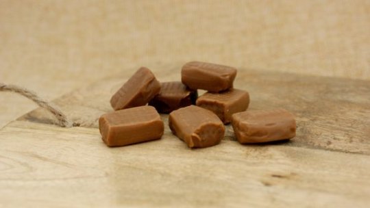 Majoritatea copiilor au incluse dulciuri în alimentaţia zilnică