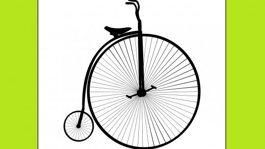 O bicicletă veche de 150 de ani, expusă la muzeul din Sebeş