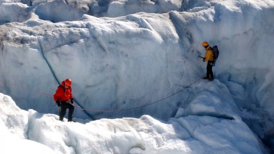 Cercetătorii dezvăluie modul în care calota glaciară din Groenlanda s-a micşorat în ultimele patru decenii