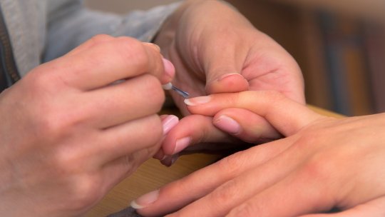 5 moduri de a-ți strica unghiile