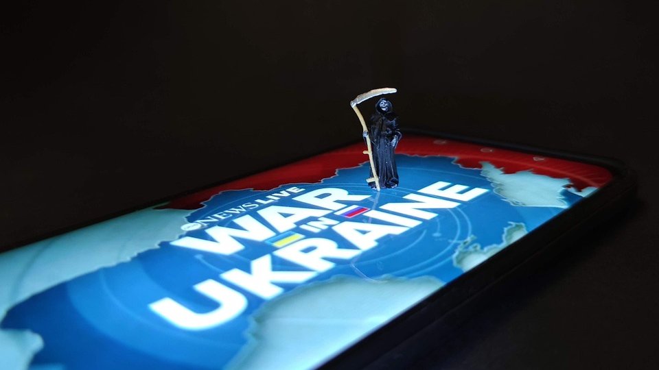 Şeful diplomaţiei franceze: #Ucraina poate lansa rachete cu rază lungă de acţiune în Rusia
