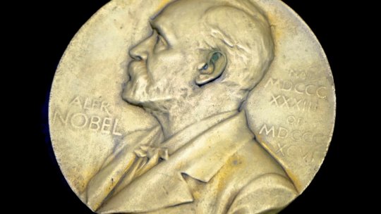 Laureaţi ai premiului Nobel pentru literatură îşi exprimă sprijinul faţă de un scriitor arestat în Algeria
