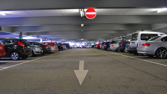 Poluarea din transporturi este mult mai palpabilă decât în domeniul energiei electrice
