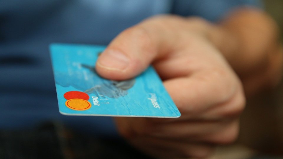 România înregistrează unul dintre cele mai mari decalaje din UE între veniturile mari și veniturile mici ale populației