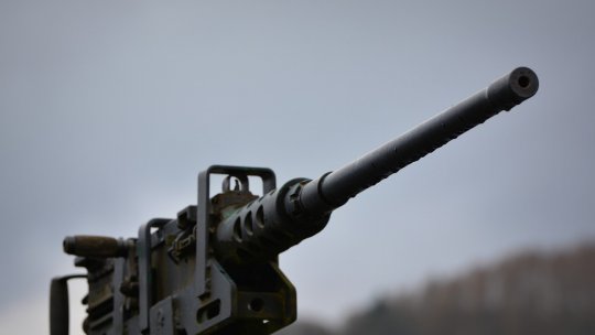 Războaiele şi tensiunile regionale au crescut vânzările marilor furnizori de arme