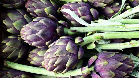 Cum se pregătesc pentru preparare inimile de anghinare