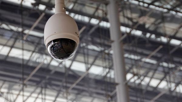 Aradul se modernizează: 1.500 de camere video cu cu inteligenţă artificială, pentru supravegherea orașului