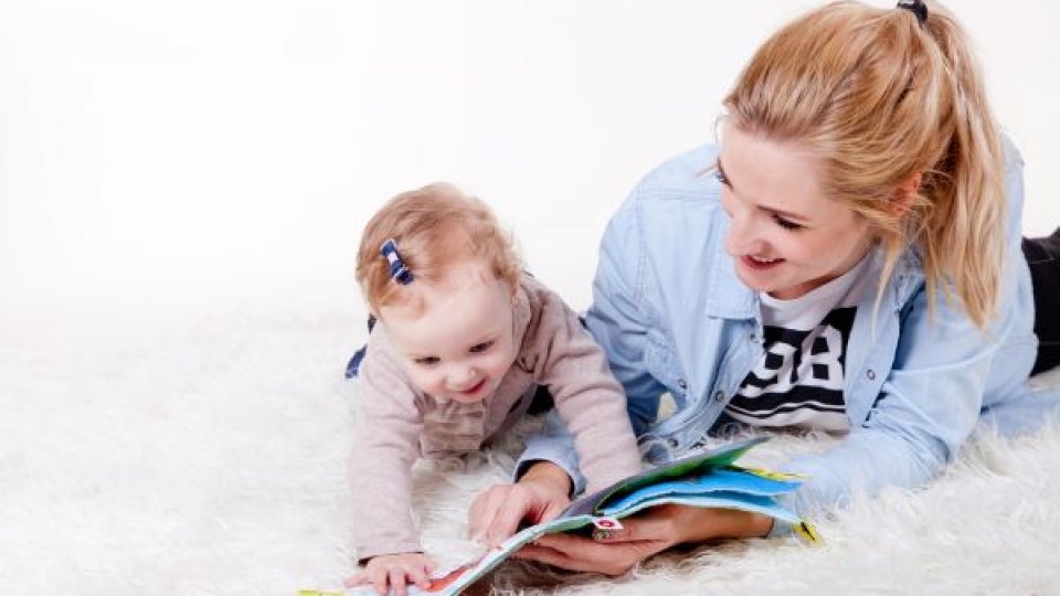 Lege nouă pentru familiile monoparentale: Fără muncă de noapte pentru părintele singur