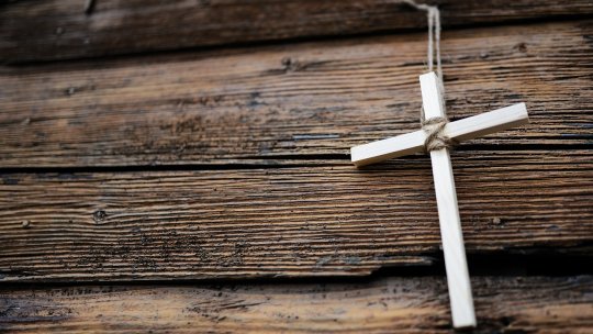 Tăiatul Paştilor este un obicei foarte vechi, păstrat în localitatea Aghireş din judeţul Sălaj