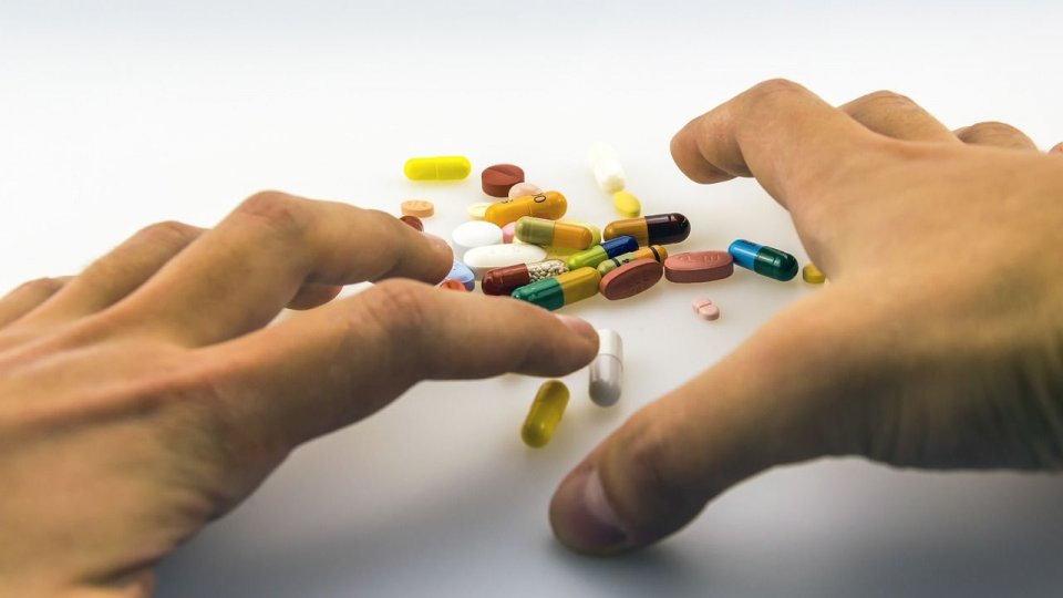 Suplimentele alimentare: Ce trebuie să știi despre promisiunile de pe etichete