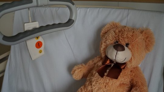 Anchetă a DSP după ce 17 copii s-au îmbolnăvit de gastroenterocolită, într-un hotel din Păltiniş