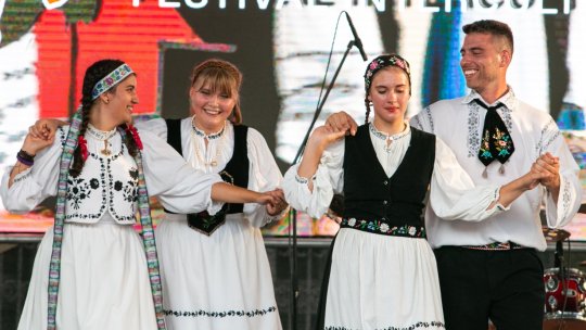 Mureş: Retrospectivă a evoluţiei Festivalului Intercultural ProEtnica în cele 20 de ediţii
