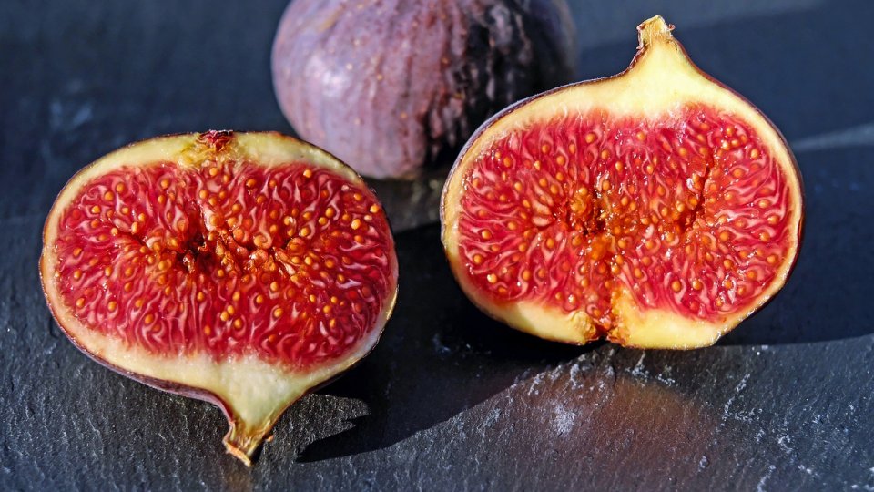 Sezonul smochinelor, fructe cu beneficii nebănuite pentru sănătate