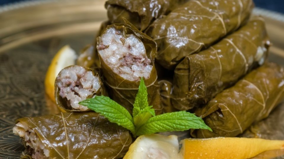 Gorj: Cele mai bune sarmale şi piftii - analizate, măsurate şi degustate în cadrul unui festival gastronomic