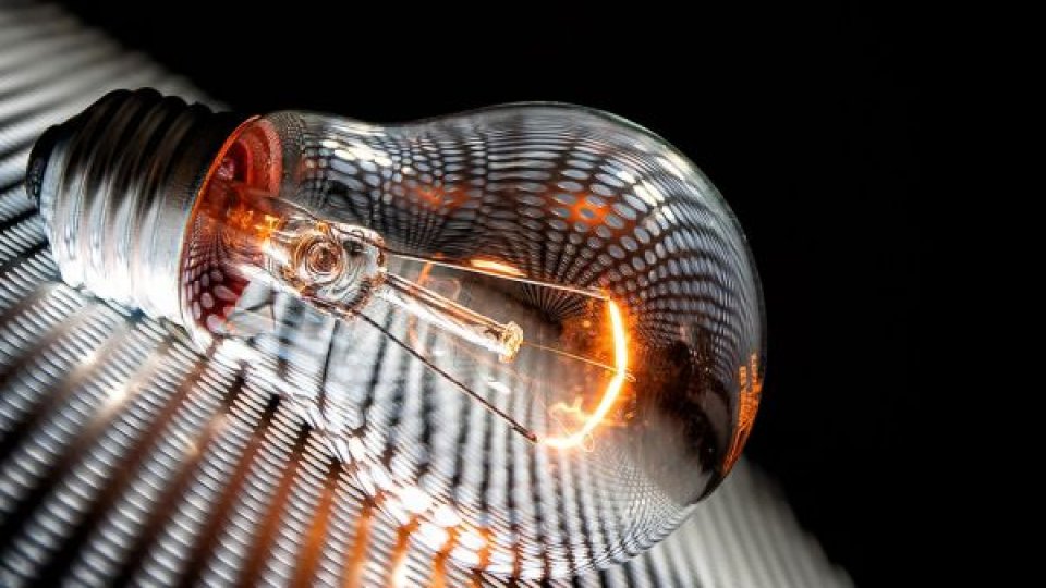 Vremea a afectat rețeaua electrică: 28.000 de consumatori fără curent